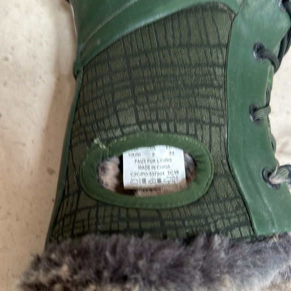 Bogs Arcata winter boot youth size 2 boys - Picture 3 of 8